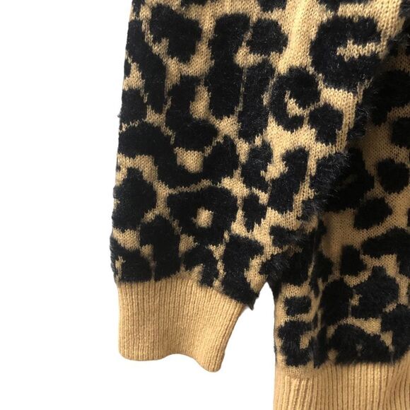 Ava & Viv Animal Print V-Neck Chunky Sweater - Picture 5 of 7